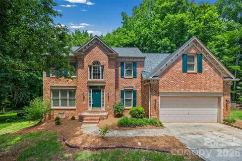 4926 Benthaven Ln, Charlotte, NC 28269