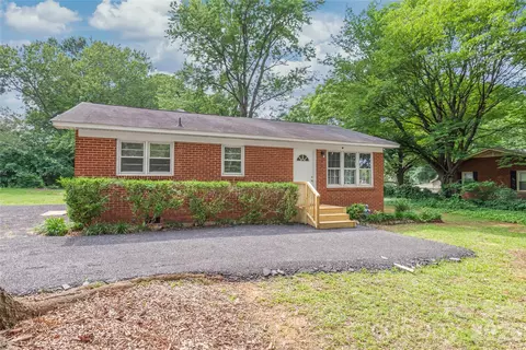 607 N Rocky River Rd, Monroe, NC 28110