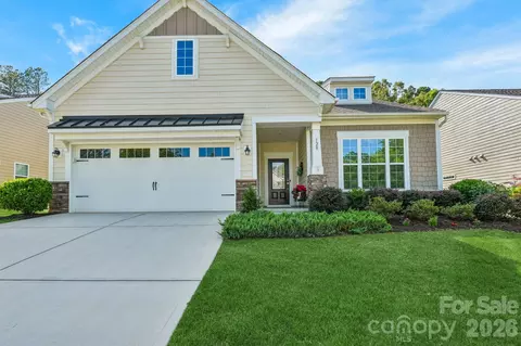 128 Van Gogh Trl, Mount Holly, NC 28120