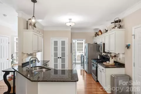 Kitchen - 7848 Sedgebrook E Dr E, Stanley, NC 28164 photo 2 of 4