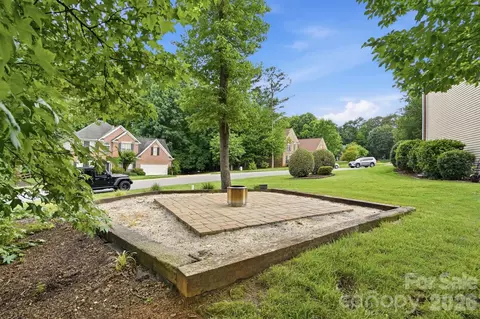 Exterior - 7848 Sedgebrook E Dr E, Stanley, NC 28164 photo 4 of 7