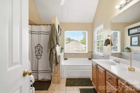 Bath - 7848 Sedgebrook E Dr E, Stanley, NC 28164 photo 2 of 5