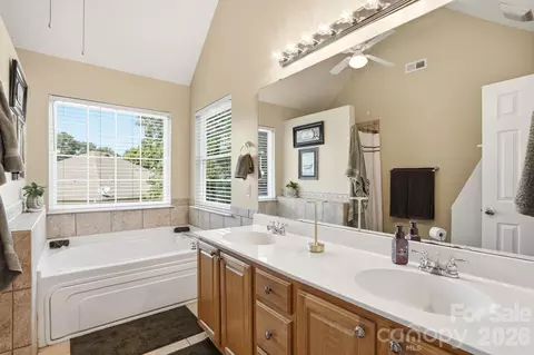 Bath - 7848 Sedgebrook E Dr E, Stanley, NC 28164 photo 3 of 5