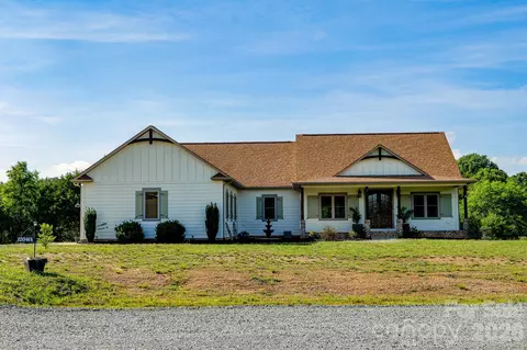 12041 Hazard Rd, Oakboro, NC 28129