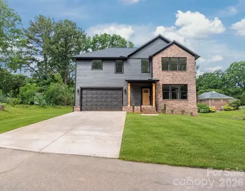 111 Keowee Cir, Indian Trail, NC 28079