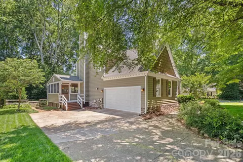 Exterior - 9037 Willow Trace Ct, Huntersville, NC 28078 photo 1 of 7