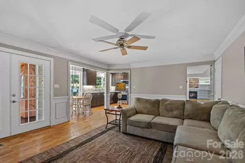 Living - 9037 Willow Trace Ct, Huntersville, NC 28078 photo 11 of 12