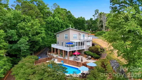 140 Williams Cove Ln, Taylorsville, NC 28681