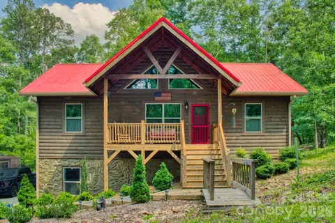 749 Hearthstone Dr, Union Mills, NC 28167