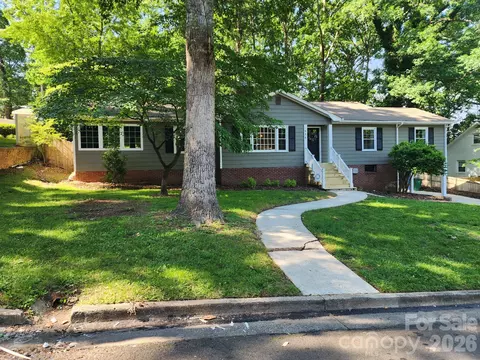616 E Oakwood Ave, Albemarle, NC 28001