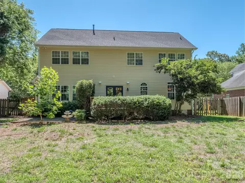 Exterior - 8385 Bampton Dr, Concord, NC 28027 photo 7 of 9