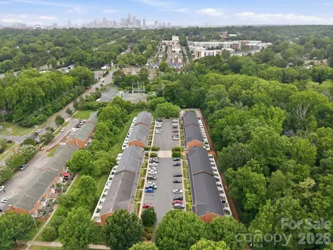 1215 Green Oaks I Ln #I, Charlotte, NC 28205