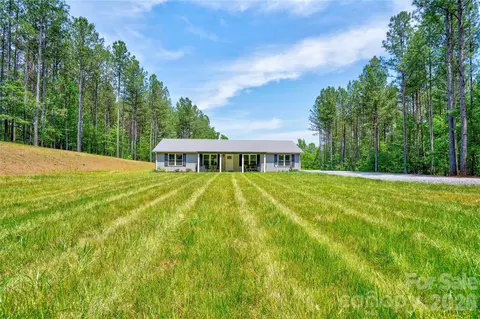 1733 Timber Dr, Mooresboro, NC 28114