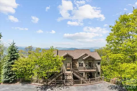 30 Club Villa B2 Ct #B/2, Burnsville, NC 28714