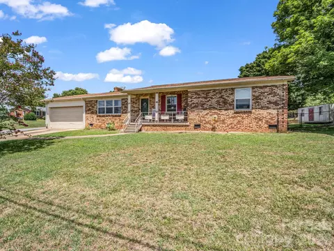 1206 Wyanoke Ave, Shelby, NC 28152