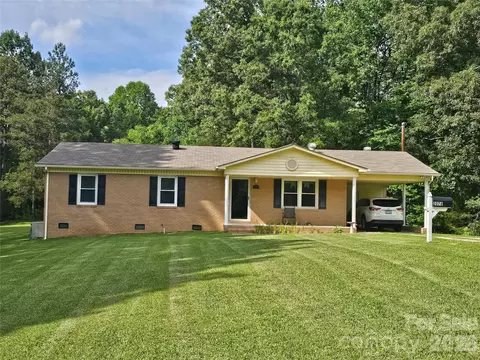 2078 Knight Rd, Lancaster, SC 29720