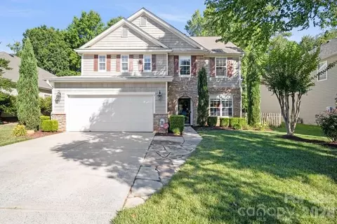 132 Rose Tree Ln, Fort Mill, SC 29715