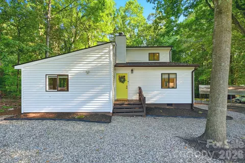 127 Rustic Way Ln, Mooresville, NC 28117