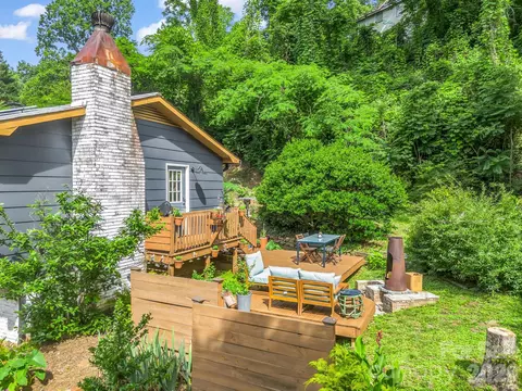Exterior - 395 E Howard St, Tryon, NC 28782 photo 6 of 6