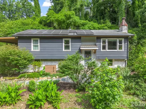 Exterior - 395 E Howard St, Tryon, NC 28782 photo 1 of 6