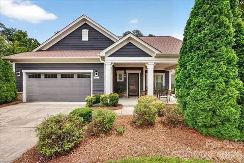 1012 Avalon Pl, Matthews, NC 28104