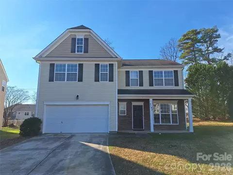 3107 Briar Rose Ct, Charlotte, NC 28269