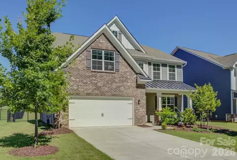 17812 New Mark Ave, Charlotte, NC 28278