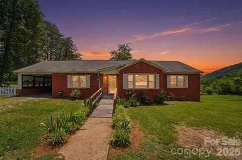 8785 Sugar Hill Rd, Marion, NC 28752