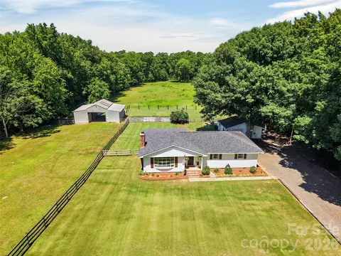 1609 Hall Rd, Chester, SC 29706