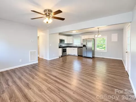 Living - 84 E Hunt Dr, Nebo, NC 28761 photo 2 of 2