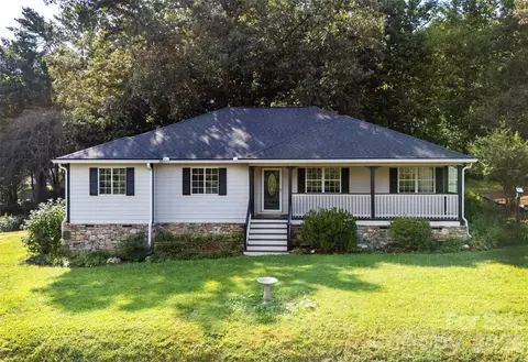 540 Old Haw Creek Rd, Asheville, NC 28805