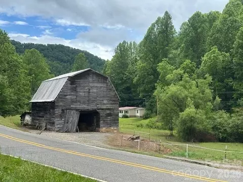 00 Camp Creek Rd, Whittier, NC 28789