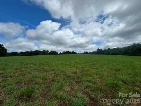 001 Poplar Springs Rd, Elkin, NC 28621