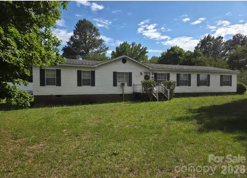 5151 Redman Rd, Rocky Mount, NC 27803