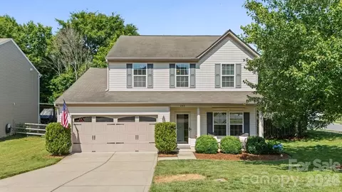 208 Glenn Allen Rd, Mooresville, NC 28115