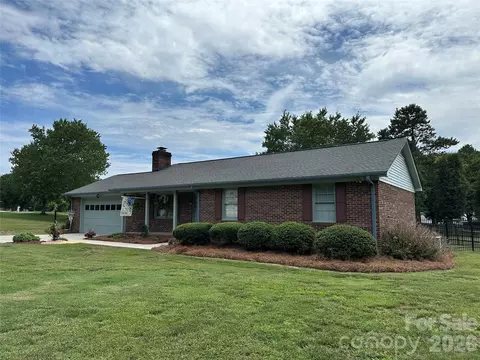 5525 Randolph Rd, Kannapolis, NC 28081