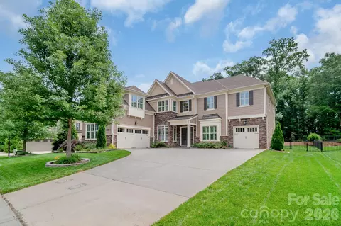 421 Vintage Creek Dr, Weddington, NC 28104
