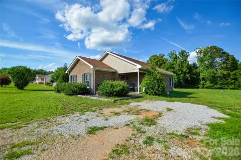 1341 Mcrae 8 Ave #8, Wadesboro, NC 28170