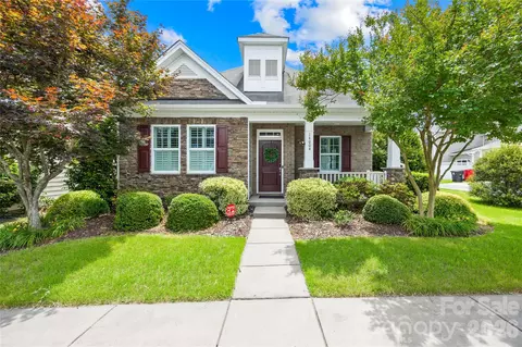 14004 Helen Benson Blvd, Davidson, NC 28036