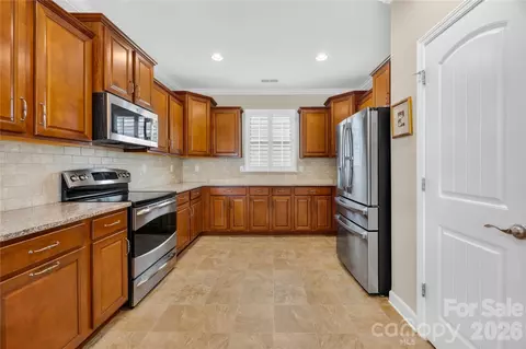Kitchen - 14004 Helen Benson Blvd, Davidson, NC 28036 photo 3 of 3
