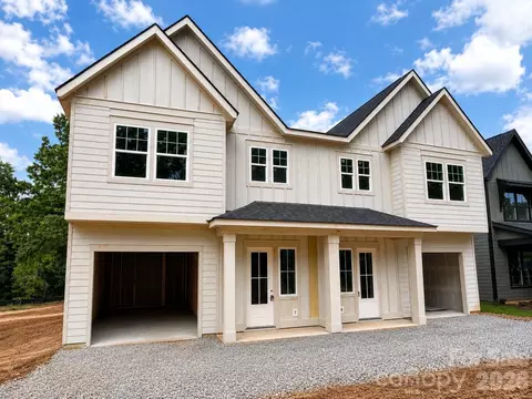 3922 Sarah Dr, Charlotte, NC 28217