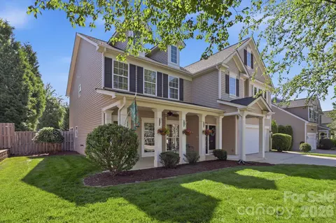 223 Pleasant Grove Ln, Mooresville, NC 28115