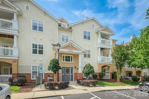 11915 Ridgeway Park Dr, Charlotte, NC 28277