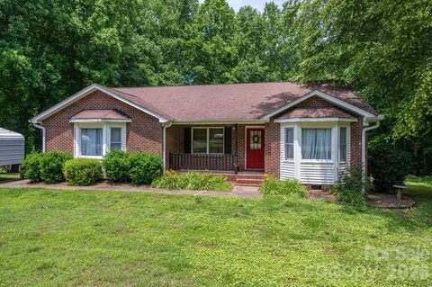2316 Old Nc 27 Hwy, Mount Holly, NC 28120