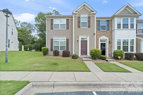 1880 Aston Mill Pl, Charlotte, NC 28273