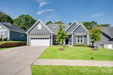 175 Wescot Dr, Concord, NC 28027
