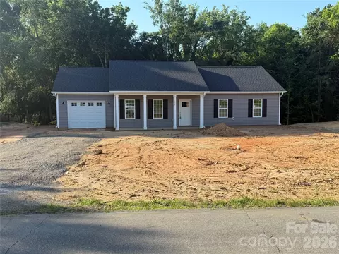 106 Meta Breeze Ln, Mocksville, NC 27028
