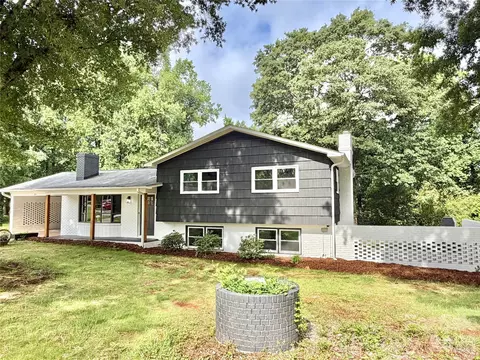 303 Deal Ne Ave NE, Conover, NC 28613