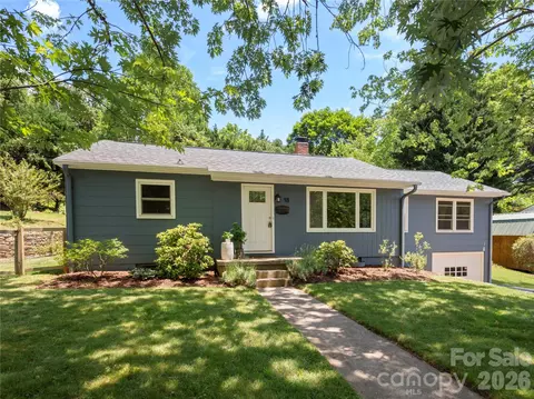 18 Pinewood Pl, Asheville, NC 28806