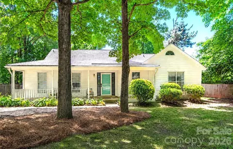 13615 Wildiris Ct, Pineville, NC 28134